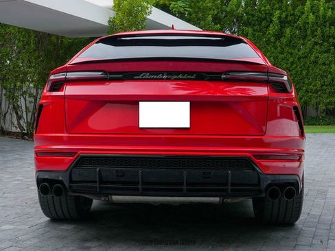 Used 2019 Lamborghini Urus image 7