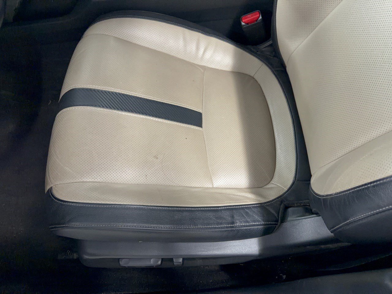 Used 2019 Honda Civic EX-L image 16