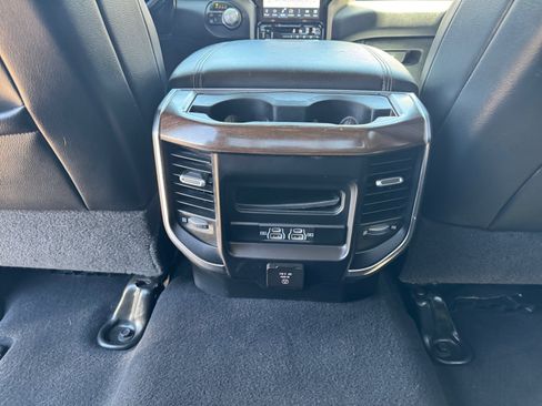 Used 2022 RAM 2500 Laramie AWD/4WD image 31