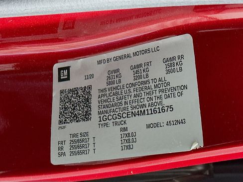 Used 2021 Chevrolet Colorado LT w/ Safety Package RWD image 12