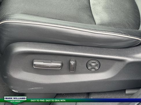 Used 2024 Honda Odyssey Elite image 7