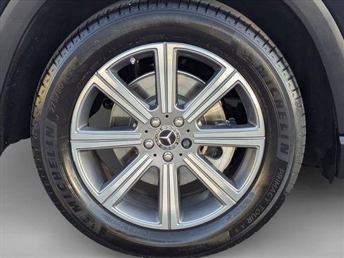 Used 2021 Mercedes-Benz GLS 450 4MATIC image 24