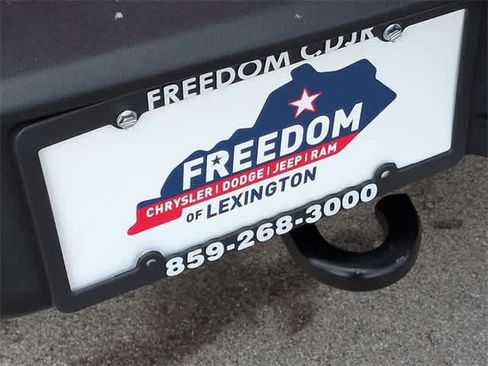 Used 2022 Jeep Wrangler Sport image 35