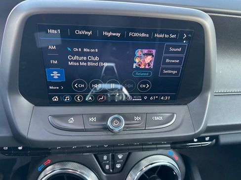 Used 2023 Chevrolet Camaro LT w/ RS Package image 25