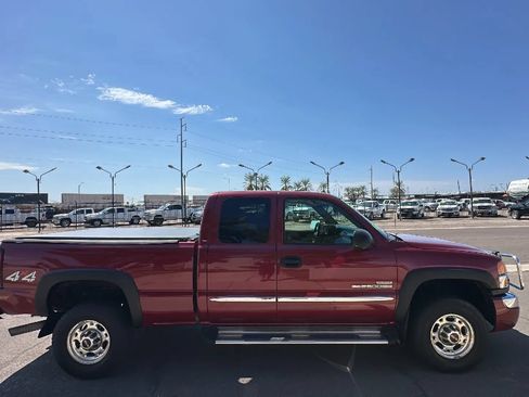 Used 2005 GMC Sierra 2500 SLE w/ Heavy-Duty Power Package AWD/4WD image 5