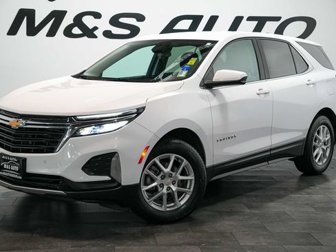 Used 2023 Chevrolet Equinox LT FWD image 2
