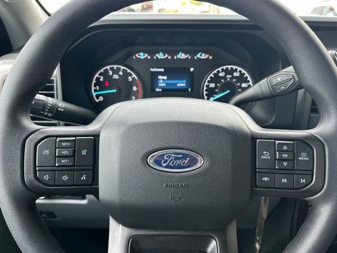New 2026 Ford F250 XL w/ XL Chrome Package image 18