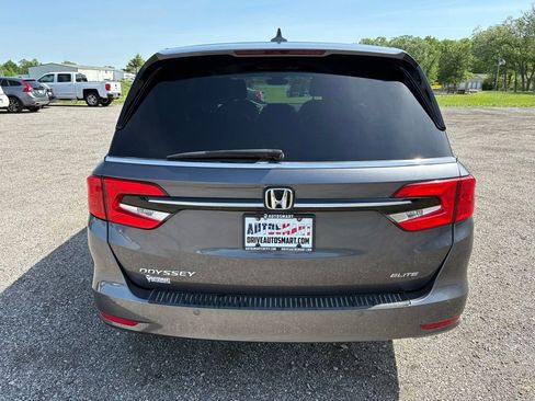 Used 2023 Honda Odyssey Elite image 27