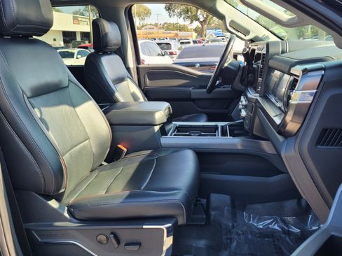 Used 2023 Ford F350 Lariat w/ Lariat Ultimate Package image 17