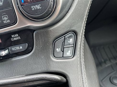 Used 2018 Chevrolet Tahoe Premier image 33