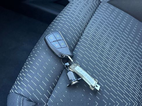 Used 2025 Chevrolet Equinox LT image 18