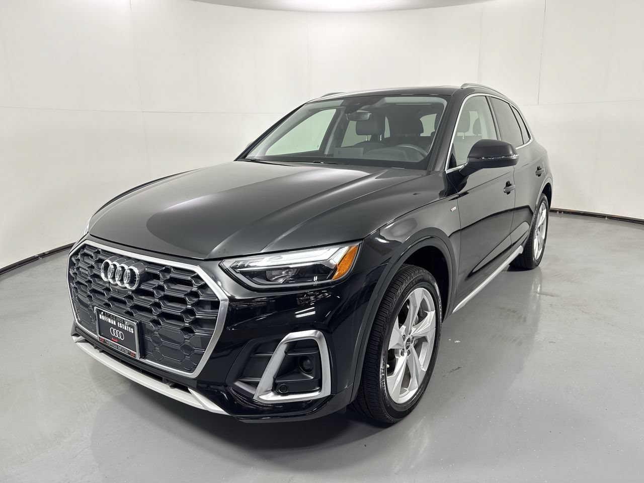 Used 2023 Audi Q5 2.0T Premium Plus w/ Premium Plus Package AWD/4WD image 29