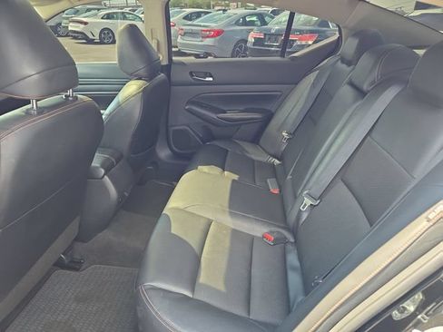 Used 2022 Nissan Altima 2.0 SR FWD image 30
