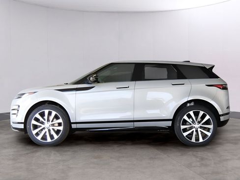 Used 2026 Land Rover Range Rover Evoque Dynamic SE AWD/4WD image 4