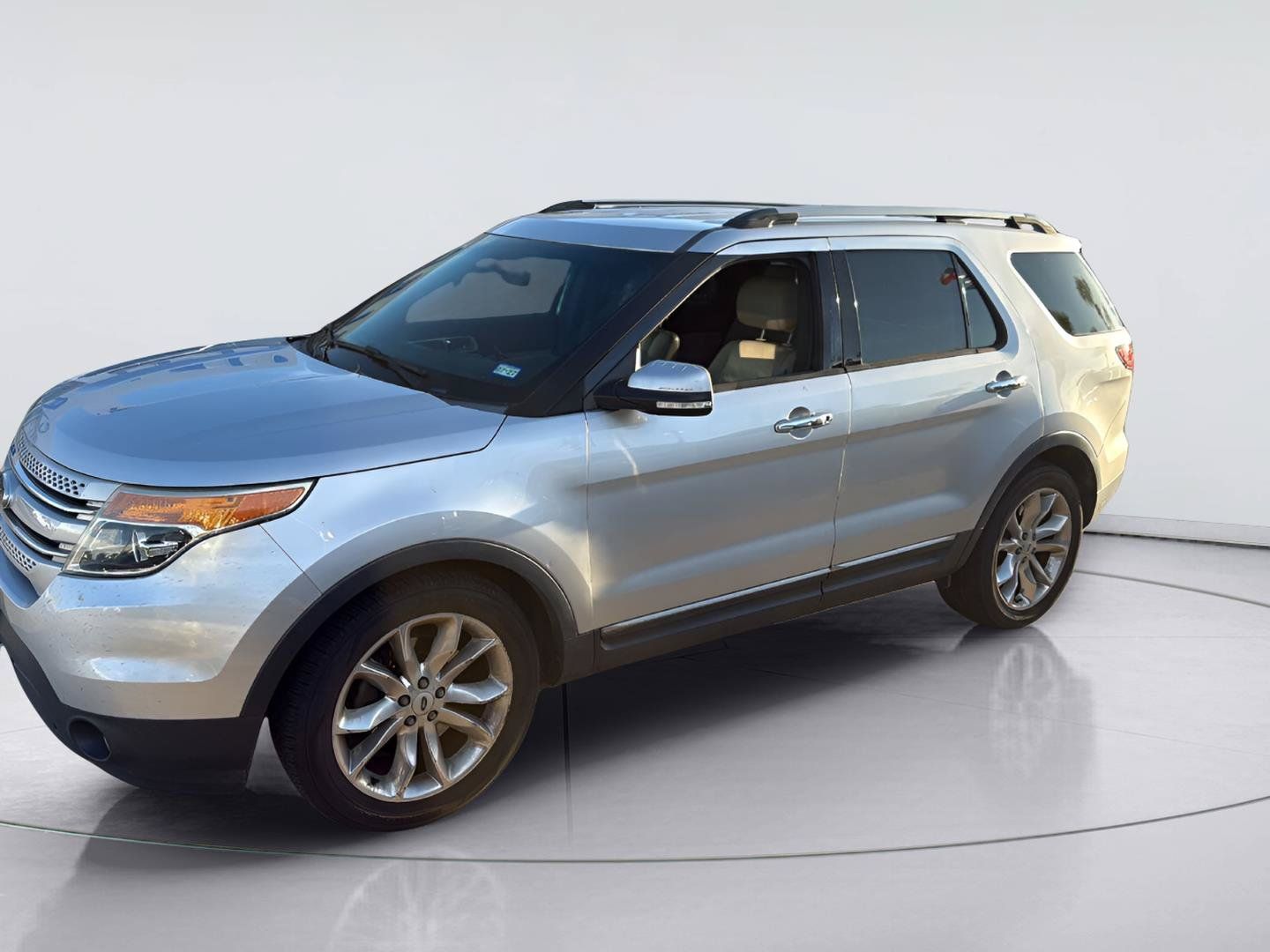 Used 2015 Ford Explorer Limited w/ Equipment Group 301A FWD image 1