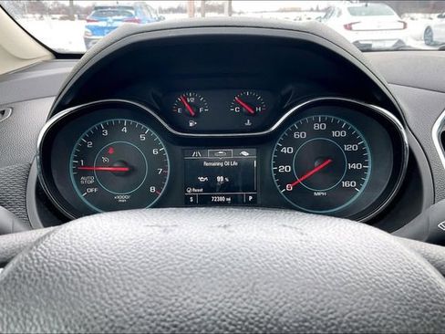 Used 2017 Chevrolet Cruze LT image 20