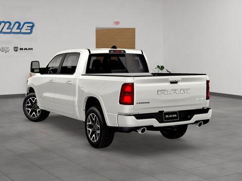 New 2026 RAM 1500 Laramie AWD/4WD image 4