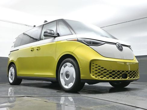 New 2025 Volkswagen ID. Buzz 1st Edition image 39