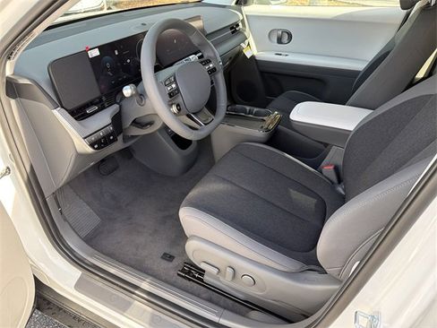 New 2026 Hyundai Ioniq 5 SE image 9