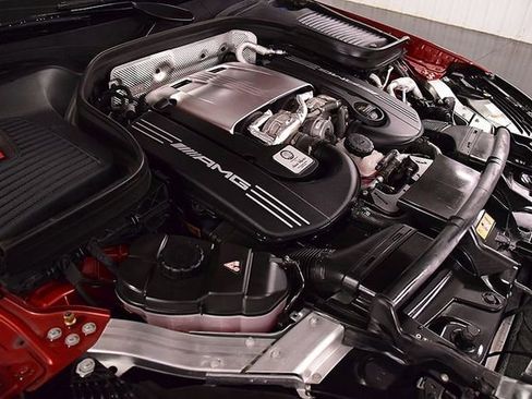 Used 2021 Mercedes-Benz GLC 63 AMG 4MATIC image 36