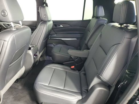 Used 2026 Chevrolet Traverse LT w/ Sun and Wheel Package FWD image 13
