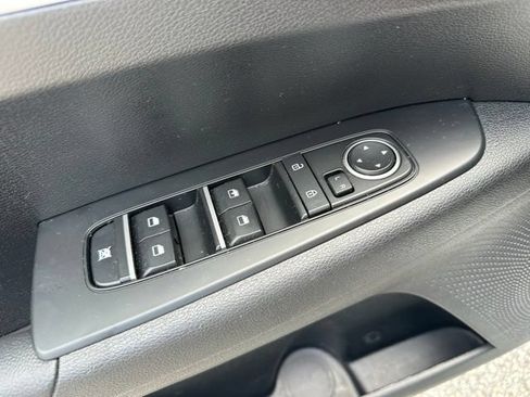 Used 2024 Kia Forte LXS FWD image 24
