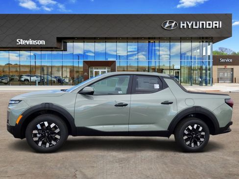 New 2026 Hyundai Santa Cruz SE image 2