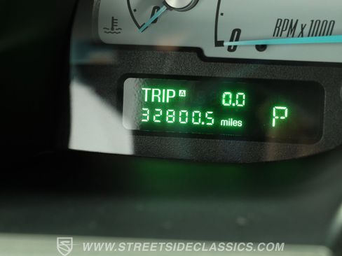 Used 2002 Ford Thunderbird RWD image 38