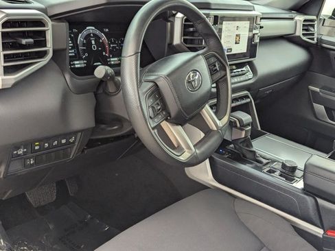 Certified 2025 Toyota Sequoia SR5 AWD/4WD image 9
