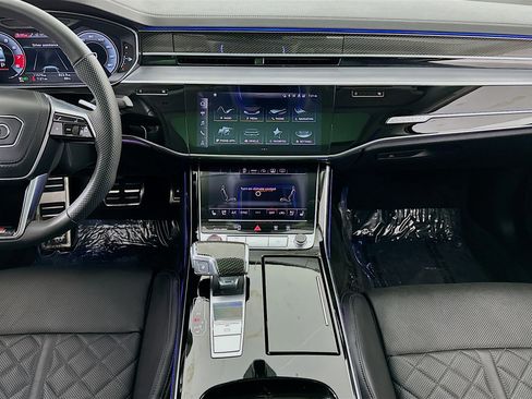 Used 2022 Audi S8 w/ S8 Executive Package AWD/4WD image 11