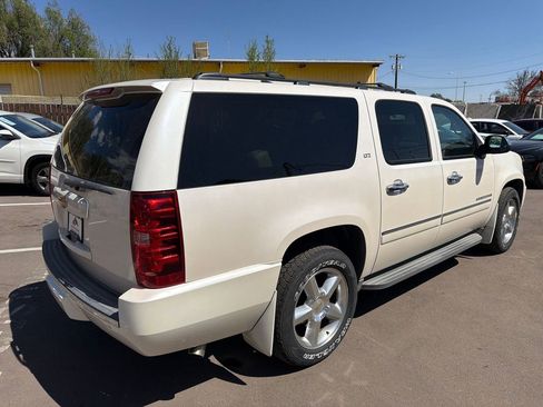 Used 2013 Chevrolet Suburban LTZ image 7