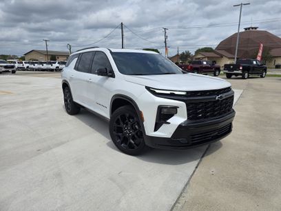Used 2024 Chevrolet Traverse RS w/ LPO, Floor Liner Package