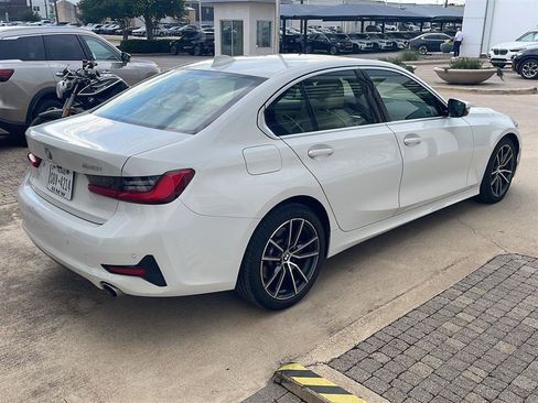 Used 2020 BMW 330i Sedan w/ Driving Assistance Package RWD image 3