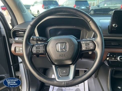 Used 2025 Honda Pilot Elite image 31
