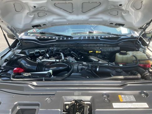 Used 2019 Ford F250 XL w/ STX Appearance Package AWD/4WD image 28