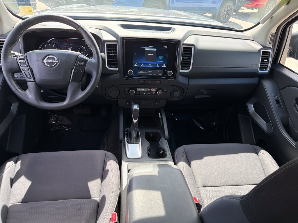 Used 2024 Nissan Frontier SV RWD image 13