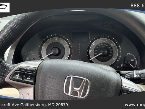 Used 2016 Honda Odyssey SE image 30