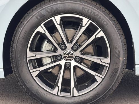 New 2026 Volkswagen Jetta Sport FWD image 22