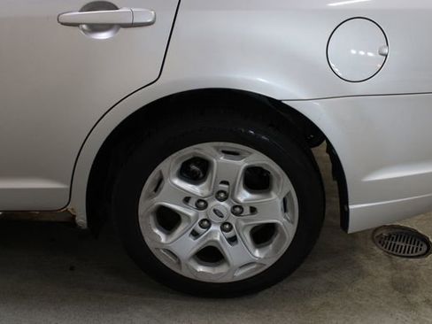 Used 2011 Ford Fusion SE image 26