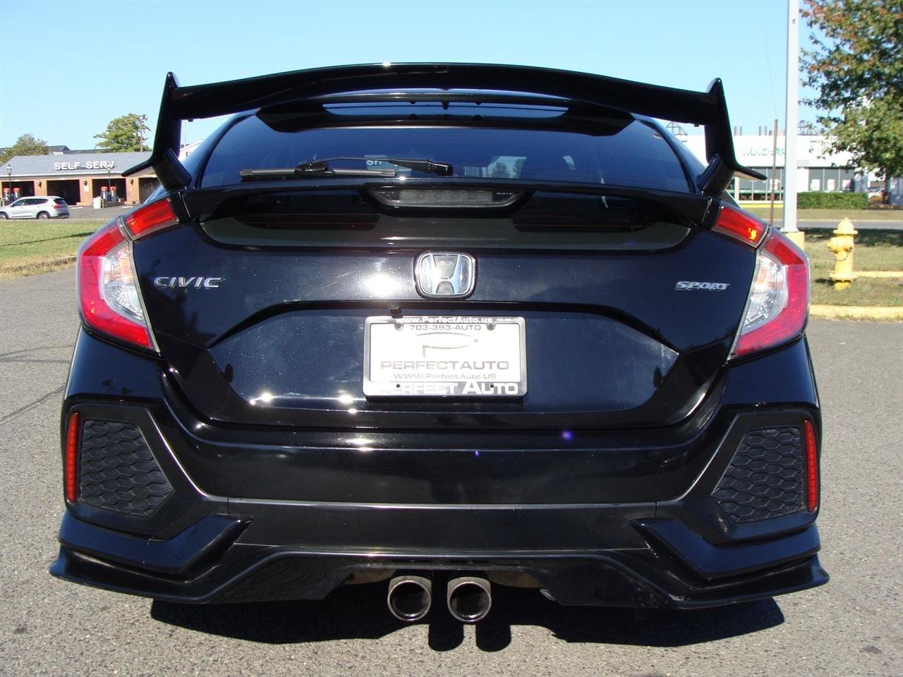Used 2019 Honda Civic Sport image 5