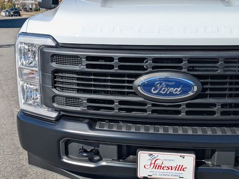 New 2026 Ford F250 XL image 10