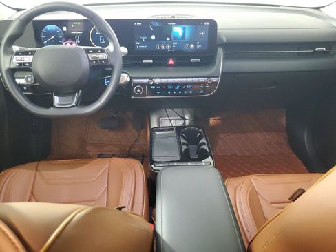 Used 2025 Hyundai Ioniq 5 SE RWD image 14