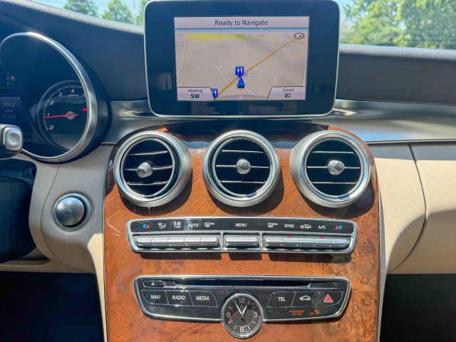 Used 2015 Mercedes-Benz C 300 Sedan image 10