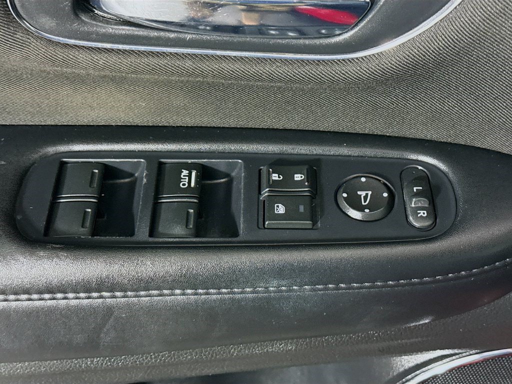 Used 2018 Honda HR-V EX image 23