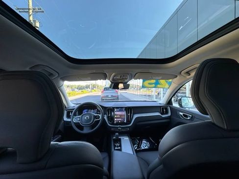 Used 2025 Volvo XC60 B5 Plus AWD/4WD image 18
