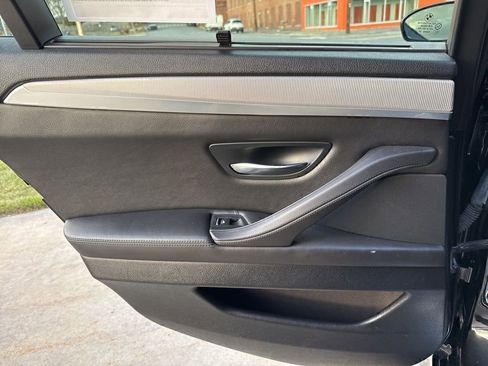 Used 2014 BMW M5 image 16