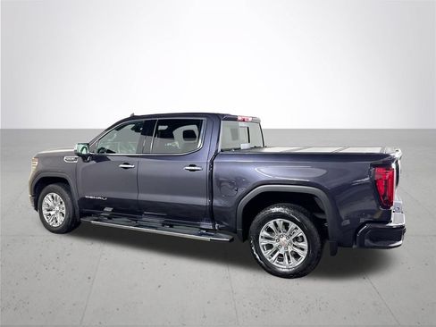 Used 2025 GMC Sierra 1500 Denali w/ Technology Package AWD/4WD image 8