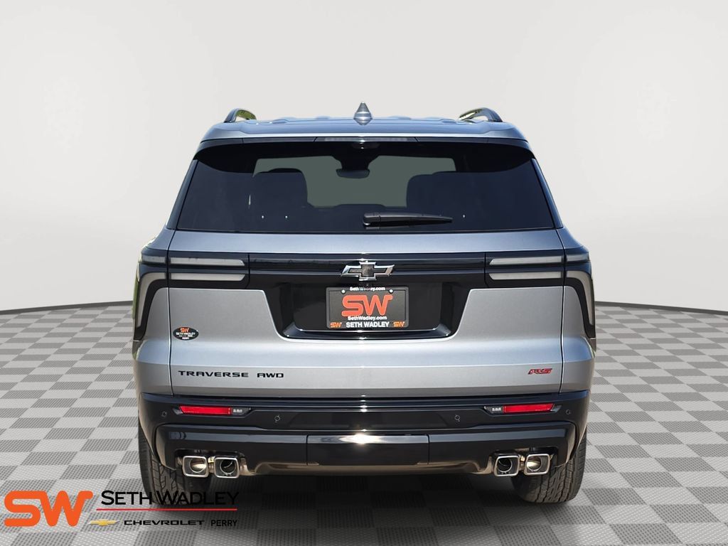 New 2026 Chevrolet Traverse RS w/ LPO, Floor Liner Package AWD/4WD image 6