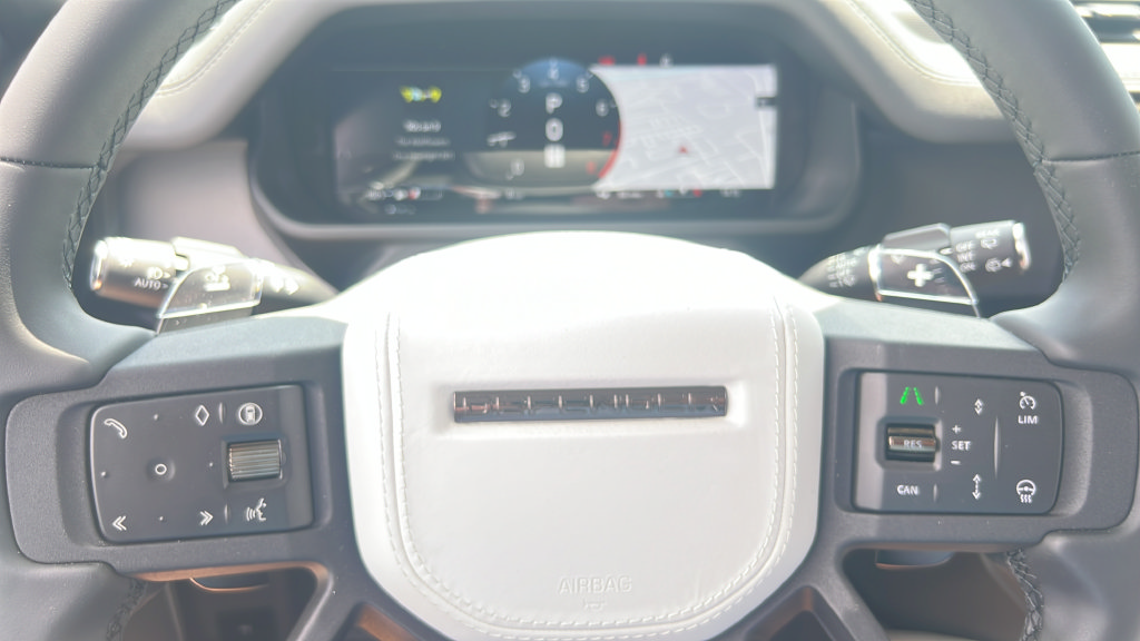 New 2026 Land Rover Defender 110 AWD/4WD image 30