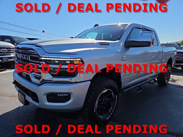 Used 2026 RAM 2500 Laramie AWD/4WD image 2